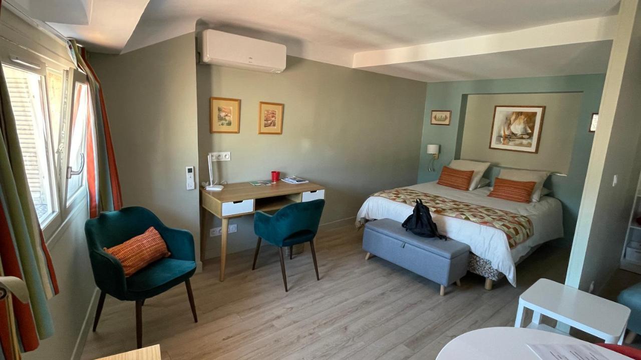Au cœur du vieux Toulon au calme appartement rénové climatisé confortable étage élevé avec ascenseur proche parking et toutes commodités Exterior foto
