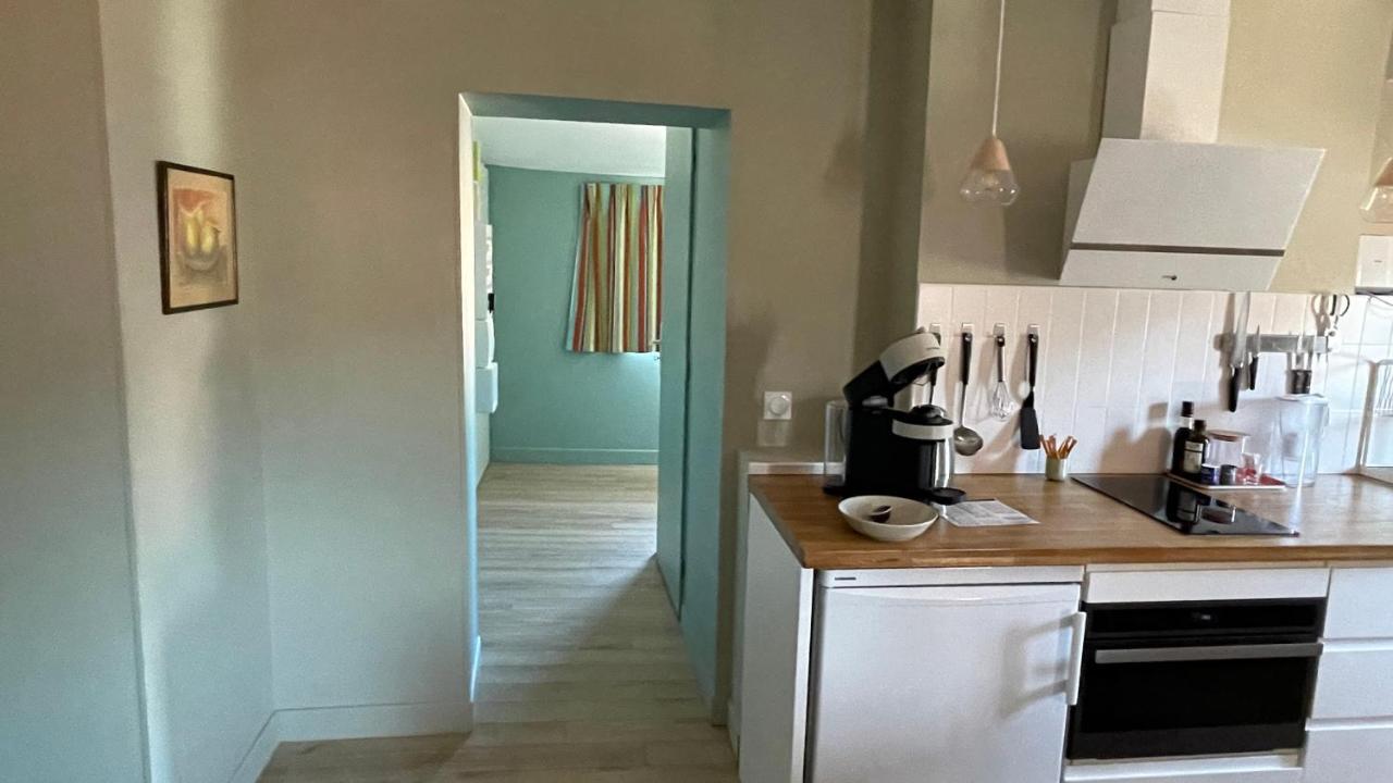 Au cœur du vieux Toulon au calme appartement rénové climatisé confortable étage élevé avec ascenseur proche parking et toutes commodités Exterior foto